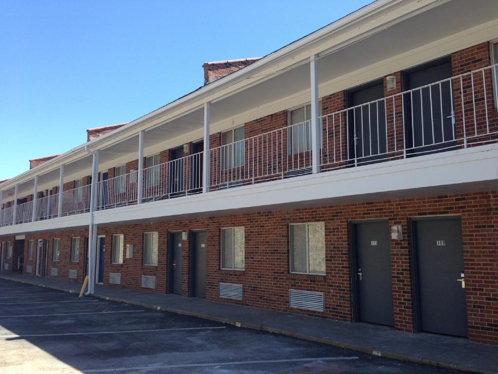 Days Inn By Wyndham Liberty/Ne Kansas City Extérieur photo
